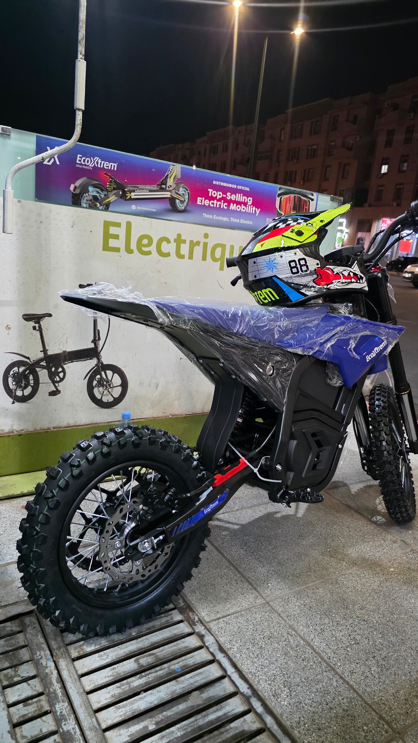 MOTO CROSS M48